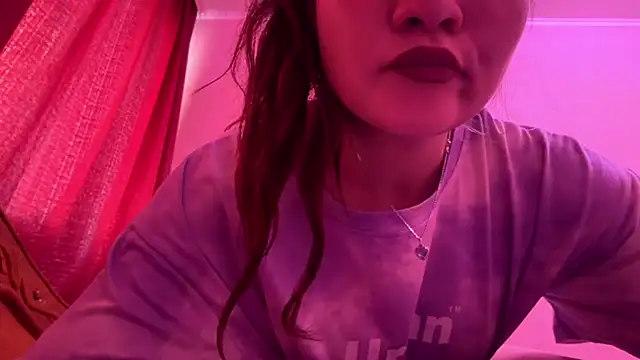 Hannatrai online show from March 16, 2:21 pm