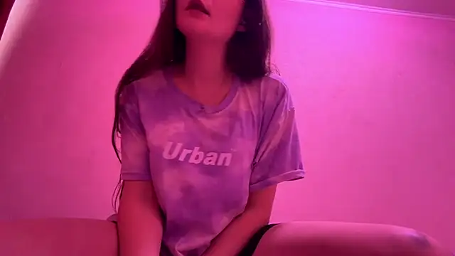 Hannatrai online show from March 17, 2:31 pm