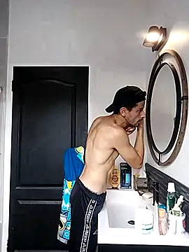 LiL-DRapXXX online show from March 17, 9:34 am