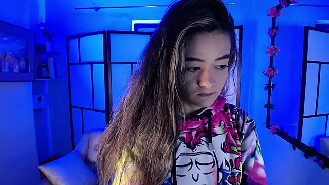 Snapshot of Catalina_soul chatting on June 16, 1:03 pm Catalina soul online show from June 16, 1:03 pm
