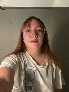 Milaac  online show from March 14, 4:18 am