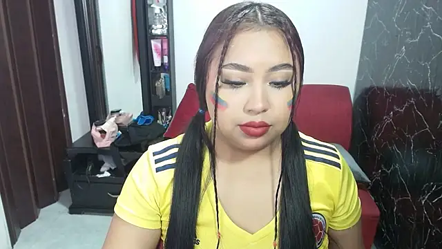 Snapshot of candymorena69 chatting on June 17, 1:01 pm candymorena69 online show from June 17, 1:01 pm