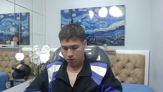 AlessandroFranco online show from June 3, 1:25 pm