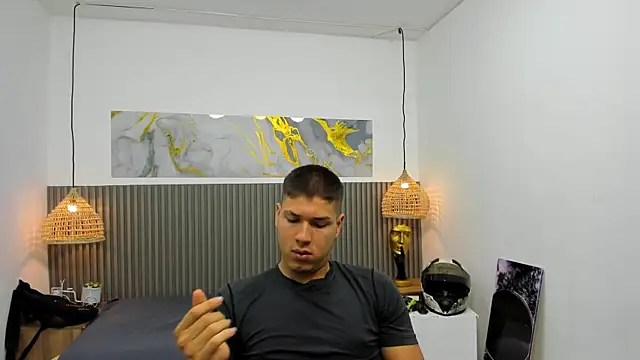 AlessandroFranco online show from June 13, 1:31 pm