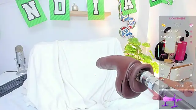 alexaa lovely online show from July 16, 2:12 pm