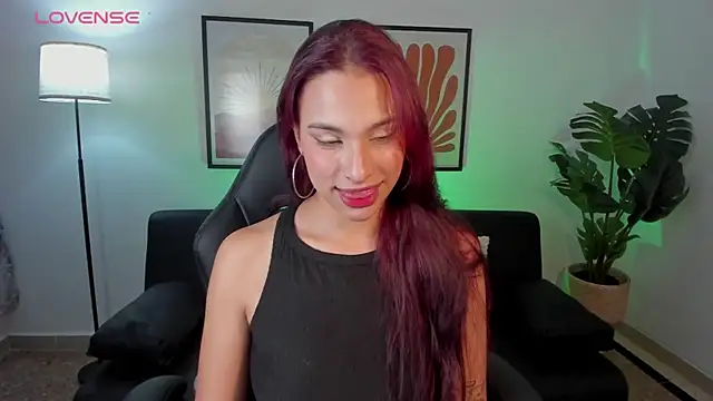 Snapshot of nova_silk chatting on May 28, 7:55 pm nova silk online show from May 28, 7:55 pm