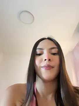 Snapshot of Adalyn_Cute chatting on May 17, 11:39 am Adalyn Cute online show from May 17, 11:39 am