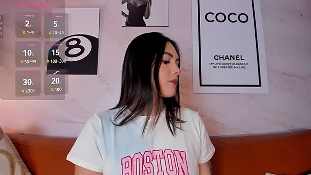 Snapshot of Adalyn_Cute chatting on June 13, 11:41 am Adalyn Cute online show from June 13, 11:41 am