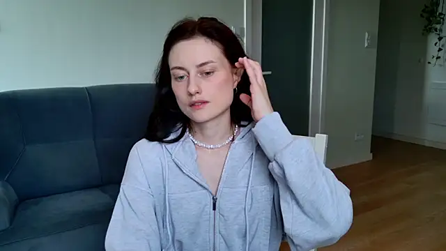 Snapshot of Dorimena chatting on July 10, 5:01 am Dorimena online show from July 10, 5:01 am
