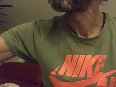 Snapshot of Bigboadick chatting on June 17, 12:57 am Bigboadick online show from June 17, 12:57 am