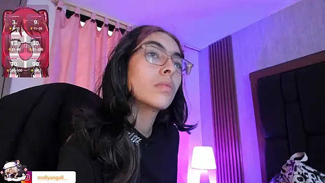 Molly A online show from June 24, 2:49 pm