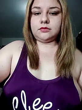 Snapshot of jennyyhottt chatting on April 14, 6:36 pm jennyyhottt online show from April 14, 6:36 pm