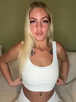 ivy devine online show from March 18, 8:12 pm