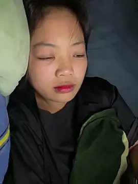 Herbe 01 online show from March 12, 10:49 pm