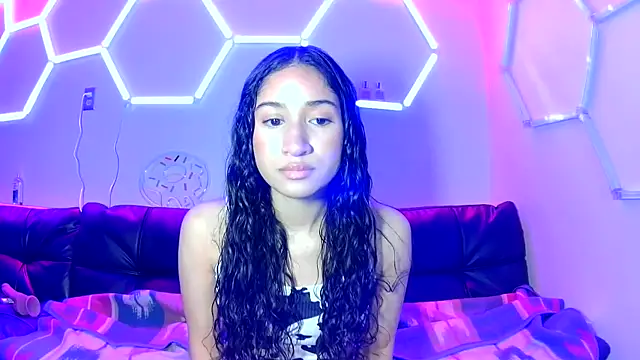 Snapshot of SUGARCAKEBABY chatting on March 14, 11:21 pm SUGARCAKEBABY online show from March 14, 11:21 pm