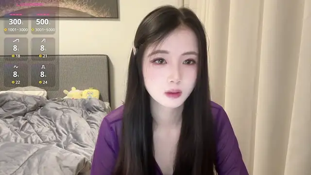 yaoyao-999 online show from May 15, 8:54 am