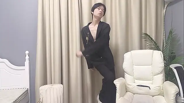 XLX-111 online show from March 14, 10:42 am