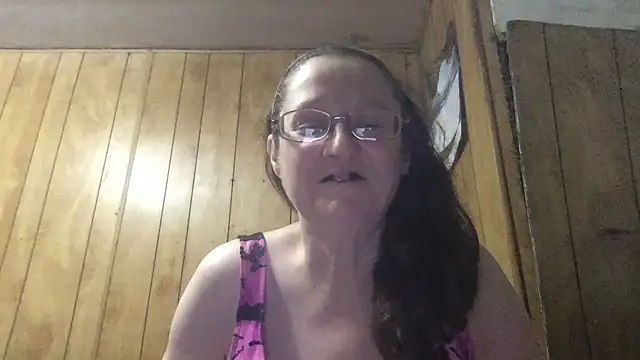 Snapshot of milfmichelle69 chatting on June 30, 10:49 am milfmichelle69 online show from June 30, 10:49 am