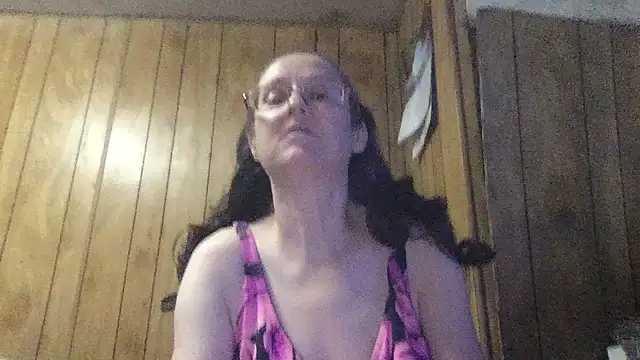 Snapshot of milfmichelle69 chatting on July 16, 2:06 am milfmichelle69 online show from July 16, 2:06 am