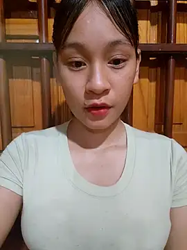 Snapshot of -Hicici- chatting on July 10, 11:57 am -Hicici- online show from July 10, 11:57 am