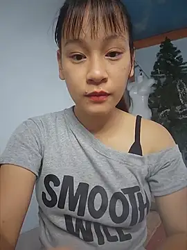 Snapshot of -Hicici- chatting on July 24, 12:19 am -Hicici- online show from July 24, 12:19 am