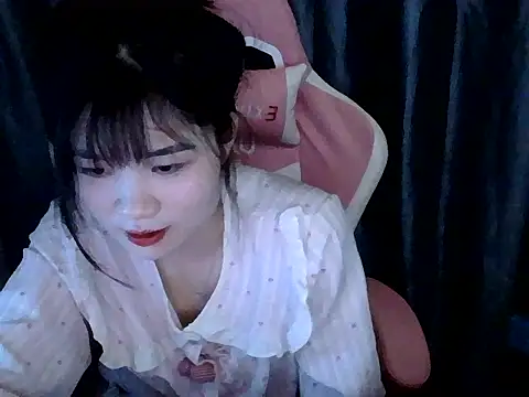 Snapshot of Cum-withyou chatting on May 27, 7:27 am Cum-withyou online show from May 27, 7:27 am