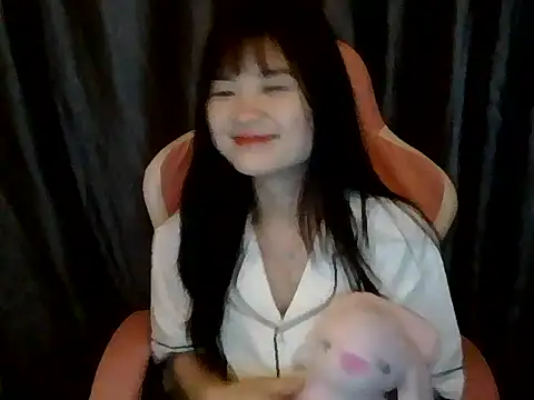 Snapshot of Cum-withyou chatting on June 4, 5:30 pm Cum-withyou online show from June 4, 5:30 pm