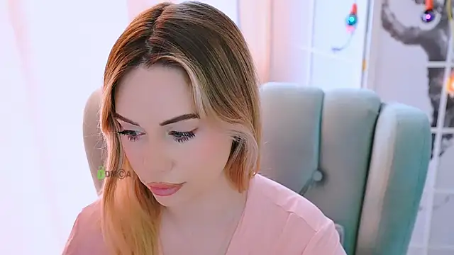 Snapshot of -ann- chatting on March 17, 9:12 am -ann- online show from March 17, 9:12 am