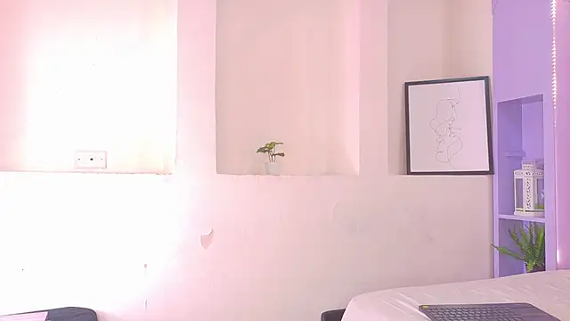Snapshot of Meganlove__ chatting on May 23, 2:50 am Meganlove online show from May 23, 2:50 am