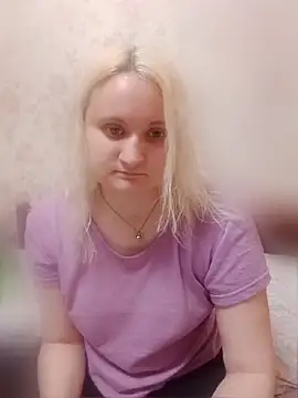 Snapshot of LizaMiller chatting on March 22, 2:20 pm LizaMiller online show from March 22, 2:20 pm