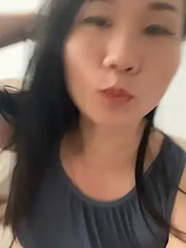 Snapshot of wen1234 chatting on July 4, 1:23 am wen1234 online show from July 4, 1:23 am