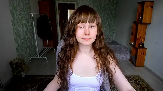 Snapshot of NikiCozy chatting on June 25, 2:22 am NikiCozy online show from June 25, 2:22 am