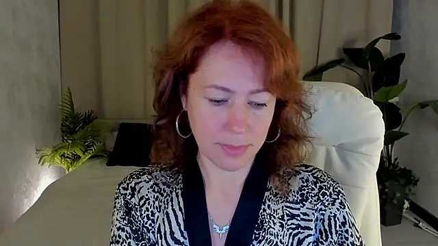 LeticiaRomano online show from June 8, 4:02 am