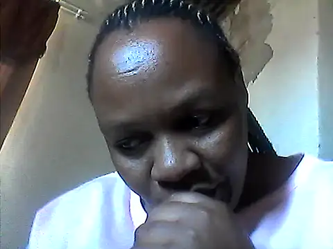 Snapshot of Momoxylxx chatting on March 20, 1:16 pm Momoxylxx online show from March 20, 1:16 pm