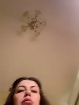 Snapshot of Cutee_Erika chatting on June 16, 10:51 am Cutee Erika online show from June 16, 10:51 am