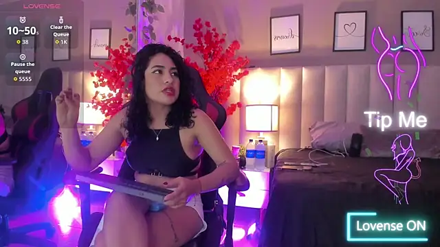 aniie rouse online show from June 6, 2:38 am
