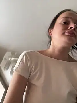 AuraaNova online show from March 15, 3:23 am