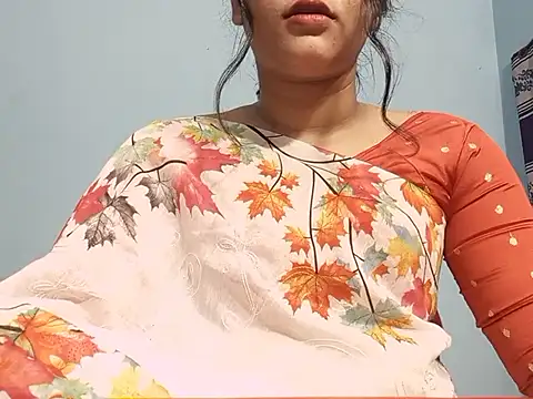 Emma 4433 online show from May 14, 5:20 pm