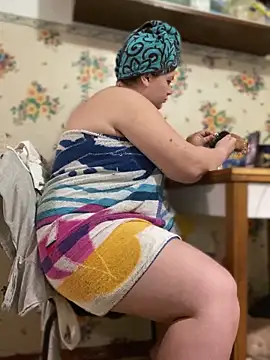 Snapshot of Nenssy555 chatting on May 11, 7:11 pm Nenssy555 online show from May 11, 7:11 pm