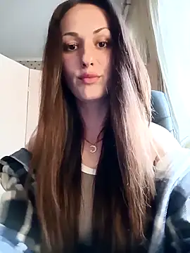 LunaCrystall online show from April 19, 3:33 pm