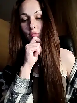 LunaCrystall online show from April 19, 6:21 pm