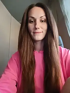 Snapshot of LunaCrystall chatting on June 2, 3:58 pm LunaCrystall online show from June 2, 3:58 pm