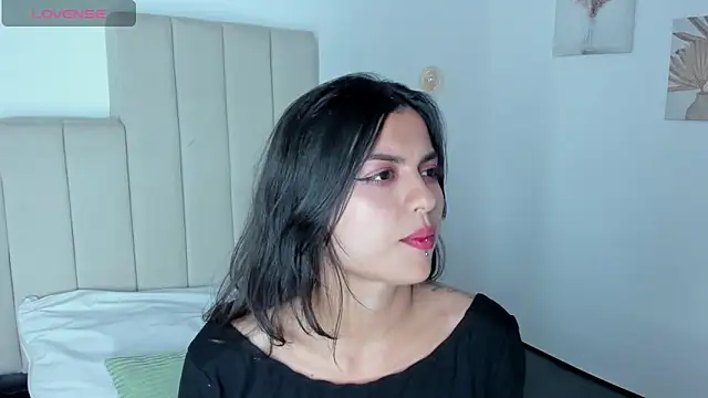 Snapshot of Zoee_Kravitz chatting on May 13, 12:19 am Zoee Kravitz online show from May 13, 12:19 am