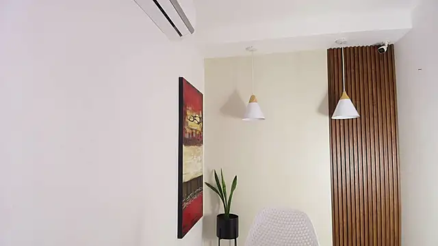 Astrid Black online show from March 13, 6:03 pm