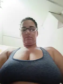 Snapshot of tugordita-hot chatting on May 12, 4:59 pm tugordita-hot online show from May 12, 4:59 pm