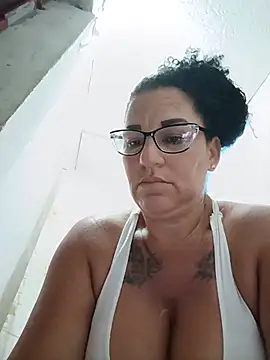 Snapshot of tugordita-hot chatting on June 3, 8:03 pm tugordita-hot online show from June 3, 8:03 pm