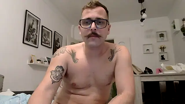 yanick931 online show from May 16, 12:40 am