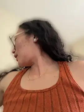 aliciahebixxx online show from July 7, 9:52 pm