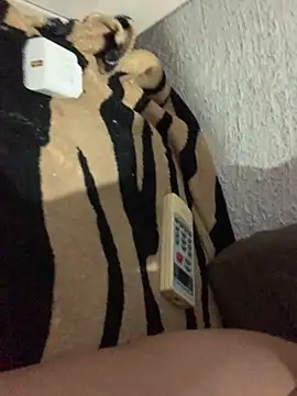 paulinhah20 online show from March 10, 10:15 pm