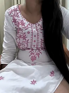 Snapshot of Jesmin_khan01 chatting on May 31, 6:09 pm Jesmin khan01 online show from May 31, 6:09 pm